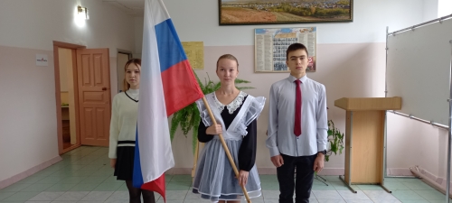Муртазина Аделина - учащаяся 11 класса, отличница учебы, степендиант Губернаторской премии Муртазина Аделина - учащаяся 11 класса, отличница учебы, степендиант Губернаторской премии.
